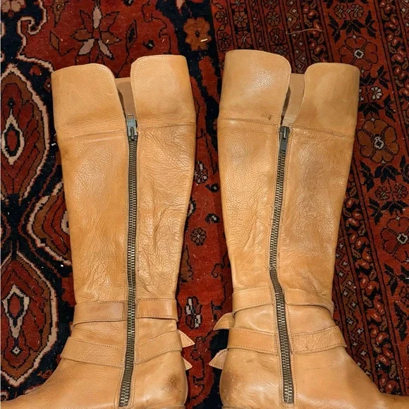 Free Bird Risky Tan Leather Boots - Picture 4 of 6